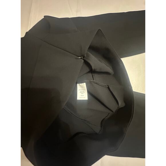 Cabi Black Side-Zip Slim Stretch Pants - Size 6 - Picture 5 of 8